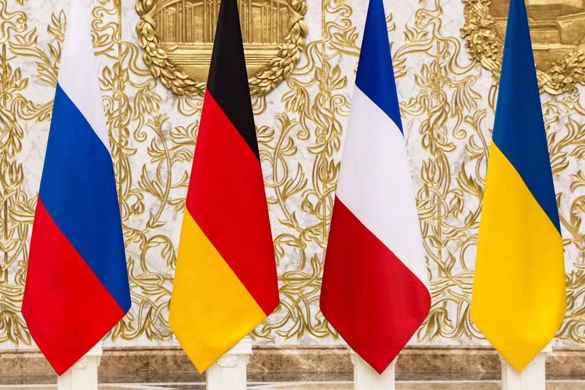 Scandale diplomatique entre la Russie, la France et l'Allemagne - Les accords de Minsk à la sauce chat de Schrödinger