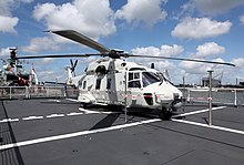 Appareil NH-90 de la marine néerlandaise embarqué.